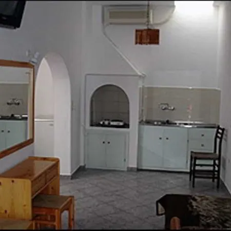 Hotel Vrissi 2*